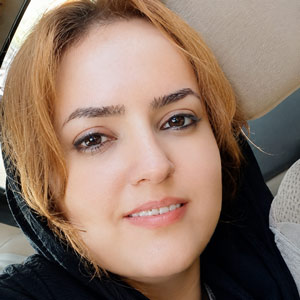منیژه غفوری